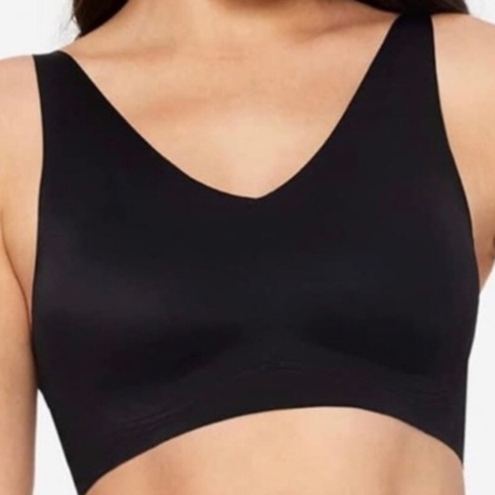 Ruby Ribbon Black V-Neck Second Skin Demiette Bra 32 Wireless Bralette